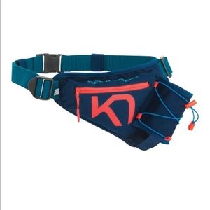 Karitraa Blue & Fuchsia Hydration Belt Bag